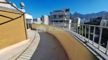 Maravilhosa Cobertura Linear no Flamengo. 224m², três quartos sendo um suíte e dependência completa - BRCO30019