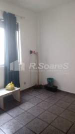 OPORTUNIDADE! - Apartamento com 02 quartos, vazio, garagem em Praça Seca. - VVAP21530