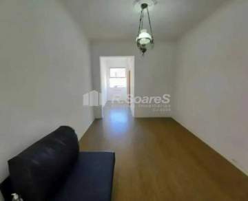 Belíssimo apartamento no Flamengo! Três quartos todos com armários, dependência complete e vaga de garagem! - BRAP30340