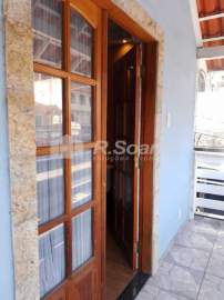 Conheça seu imóvel - Casa com 3 quartos na rua Luis Beltrão- Vila Valqueire - VVCA30390