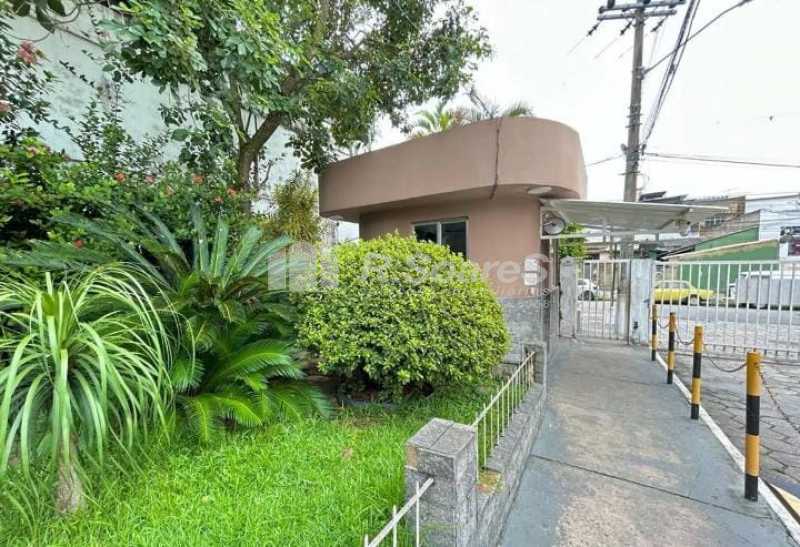 810c8733-8cd8-4c5c-804c-fd007d - 16