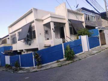 AGENDE SUA VISITA! - Casa com 6 quartos sendo 1 suíte, garagem, em Vila Valqueire. - VVCA60016
