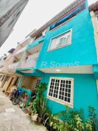 AGENDE SUA VISITA! - Casa em condominio, duplex, 03 quartos sendo 1 suíte, rua Upiara, Bento Ribeiro - VVCN30258