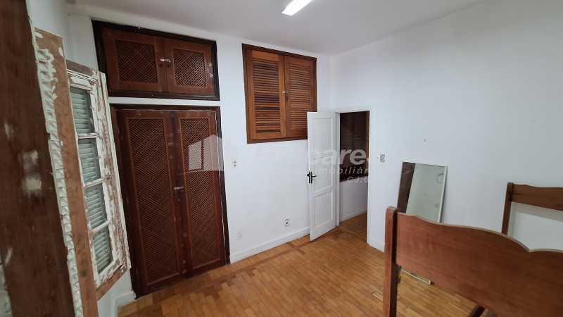 Quarto - 15