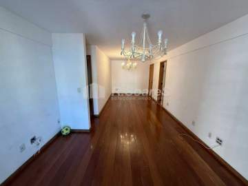 OPORTUNIDADE! - Apartamento com 03 quartos e 04 banheiros à venda, com área de 110m² e 02 vagas na escritura - BRAP30399