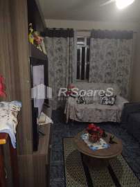 Conheça seu imóvel - Apartamento com 2 quartos em Vila Valqueire, Rua das Rosas. - VVAP21574