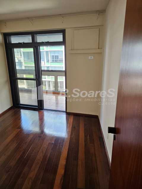 PHOTO-2025-05-20-18-30-18 4 - 7