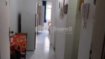 Imperdível - Apartamento conjugado mobiliado à venda em Copacabana, Posto 4 - BRKI00077