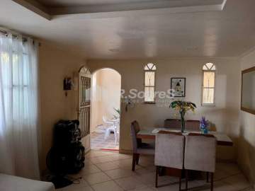 AGENDE SUA VISITA! - Casa de vila com 3 quartos garagem em Vila Valqueire. - VVCV30083