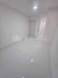 AGENDE SUA VISITA! - Apartamento de dois quartos na rua Maria Lopes - Madureira . - VVAP21597