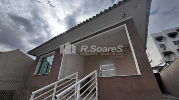 Imperdível - Casa linear com 3 quartos, garagem vaga para 4 carros, em Vila Valqueire, rua da Rosas. - VVCA30405 Imperdível - Casa linear com 3 quartos, garagem vaga para 4 carros, em Vila Valqueire, rua da Rosas. - VVCA30405