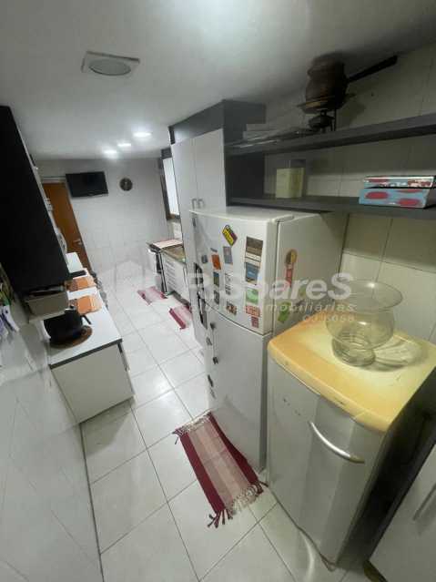 fcbdd436-2fb1-427c-9866-9ea060 - 9