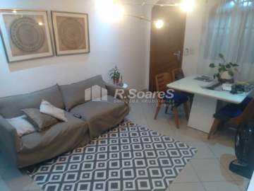 AGENDE SUA VISITA! - Casa com 2 quartos sendo 1 suíte, em Praça Seca. - VVCA20450