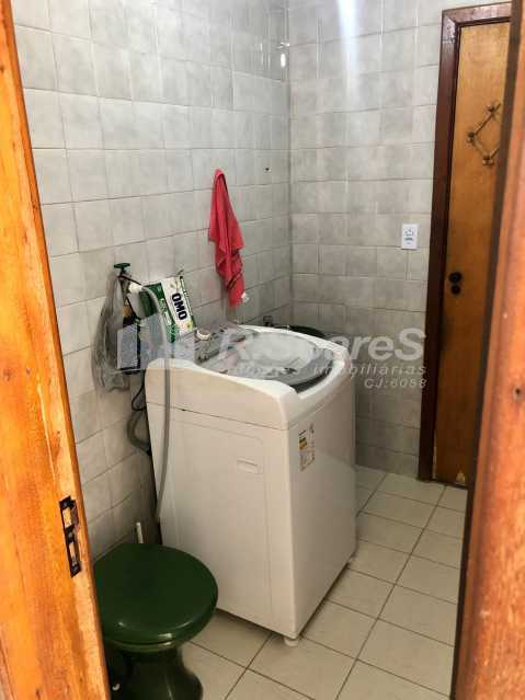 a75a6833-cb7d-40fb-a7e5-a7821a - 22