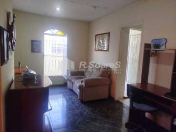 AGENDE SUA VISITA! - Casa de vila com 135 m2, 3 quartos, garagem, na est. Intendente Magalhães- Vila Valqueire. - VVCV30087