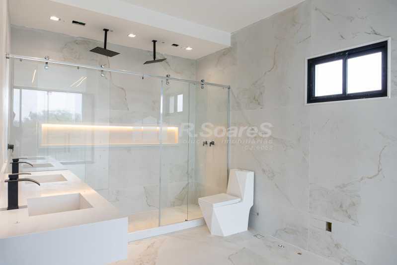 8a18dc89-b103-400d-9347-5ef153 - 23