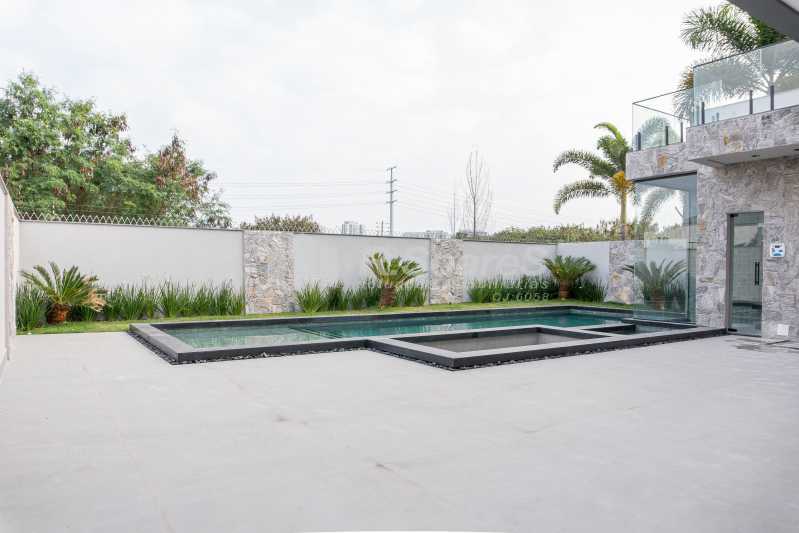 9028aff7-248a-4f6b-af5e-067479 - 19