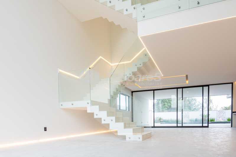 a8fcf6b2-09a2-4c44-8417-513833 - 7