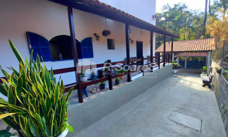 WhatsApp Image 2025-08-12 at 1 - 4