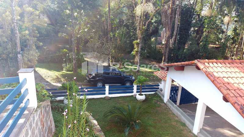 f9c9a1d8-04ca-460d-bc47-3df6e2 - 23