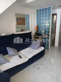AGENDE SUA VISITA! - Casa de vila com 3 quartos sendo 1 suíte, em Cascadura na Rua Ferraz. - VVCV30089