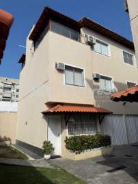 Ótima localização - Casa em condominio com quatro quartos sendo 1 suíte, rua Aladim em Vila Valqueire - VVCN40090