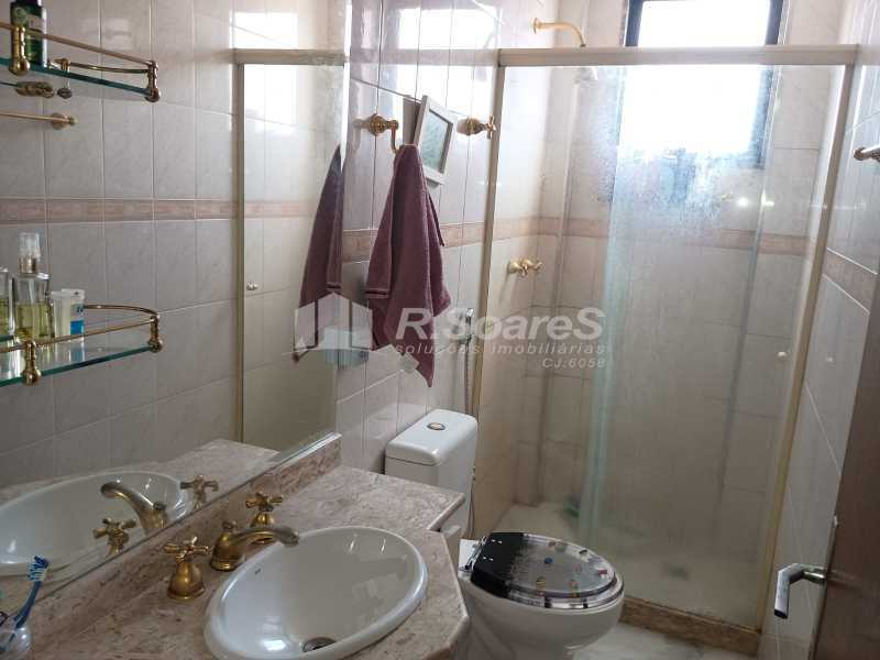 Conheça WhatsApp Image 2025-08-26 at 1 do imóvel - Cobertura com 3 quartos sendo 1 suíte, Rua DAS AZALÉAS - Vila Valqueire Rj. - VVCO30080 - 21 WhatsApp Image 2025-08-26 at 1 - 21