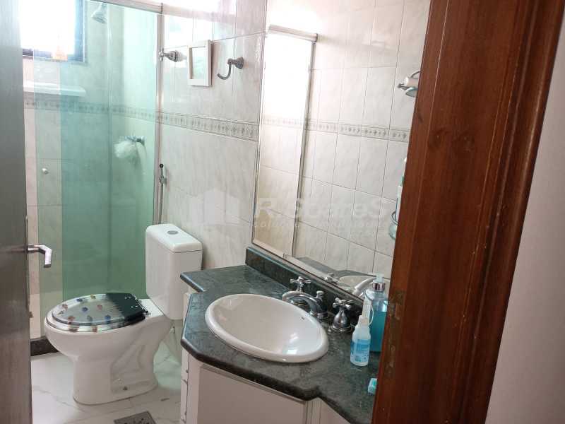 Conheça WhatsApp Image 2025-08-26 at 1 do imóvel - Cobertura com 3 quartos sendo 1 suíte, Rua DAS AZALÉAS - Vila Valqueire Rj. - VVCO30080 - 23 WhatsApp Image 2025-08-26 at 1 - 23