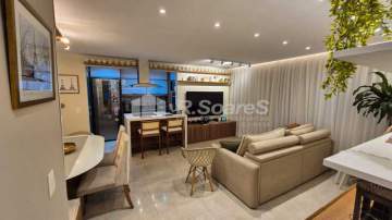 PRÓXIMO AO METRÔ - Apartamento reformado com vista para o Cristo no Condomínio Ópera de Milano em Botafogo - BRAP30445