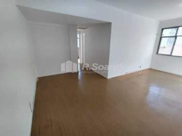 BOTAFOGO: 2 QUARTOS COM SUÍTE E VAGA NA ESCRITURA - BRAP20403