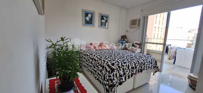 Quarto - 11