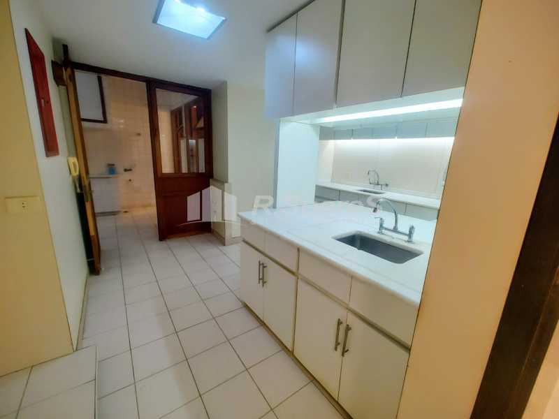 WhatsApp Image 2025-09-16 at 1 - 20