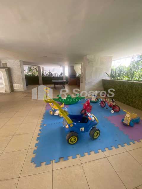 cd7681de-fef4-4deb-8dbb-44bf2e - 19