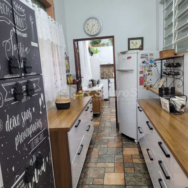 cf8aedc3-00c1-4c75-84f7-f9928f - 11