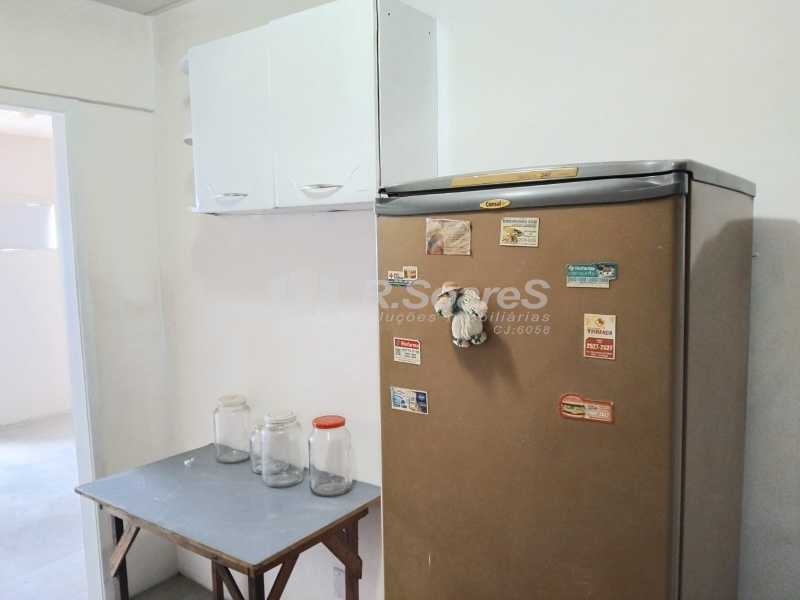 905ed3a7-33e4-450b-a1b4-f5af45 - 12