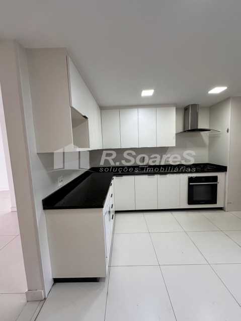 Conheça PHOTO-2025-10-03-10-32-16 1 do imóvel - Apartamento com 03 quartos à venda, de 180m2 e com 02 vagas no Flamengo! - BRAP30464 - 14 PHOTO-2025-10-03-10-32-16 1 - 14