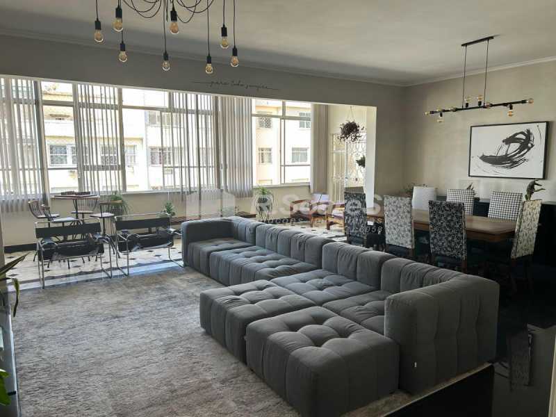 Conheça 5529493133 do imóvel - Excelente apartamento de 04 quartos com 02 suítes, área total de 278m2 e com 01 vaga na escritura na melhor rua de Copacabana! - BRAP40092 - 13 5529493133 - 13