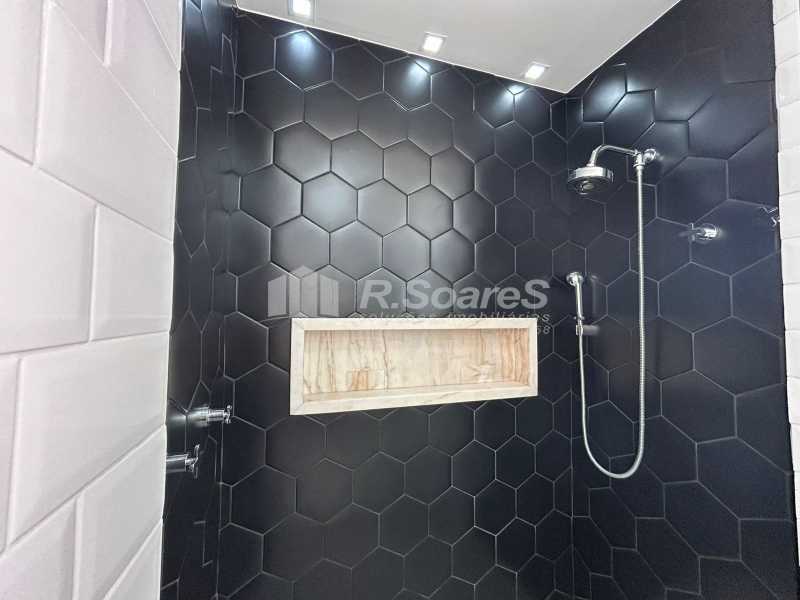 Conheça PHOTO-2025-10-04-10-33-30 do imóvel - Excelente apartamento de 04 quartos com 02 suítes, área total de 278m2 e com 01 vaga na escritura na melhor rua de Copacabana! - BRAP40092 - 26 PHOTO-2025-10-04-10-33-30 - 26