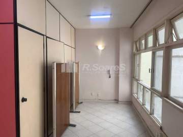 AGENDE SUA VISITA! - Sala comercial em 02 ambientes com 30m2 em excelente localização em Copacabana! - BRSL00035