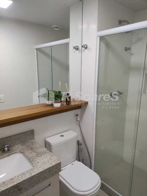 Conheça PHOTO-2025-10-08-09-49-50 do imóvel - Apartamento de 02 quartos, sendo 01 suíte, com área total de 72m² e com 01 vaga na escritura no Flamengo! - BRAP20420 - 17 PHOTO-2025-10-08-09-49-50 - 17