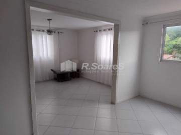 Feito para você - Apartamento tipo casa, com 2 quartos, em Vila Valqueire. - VVAP21663
