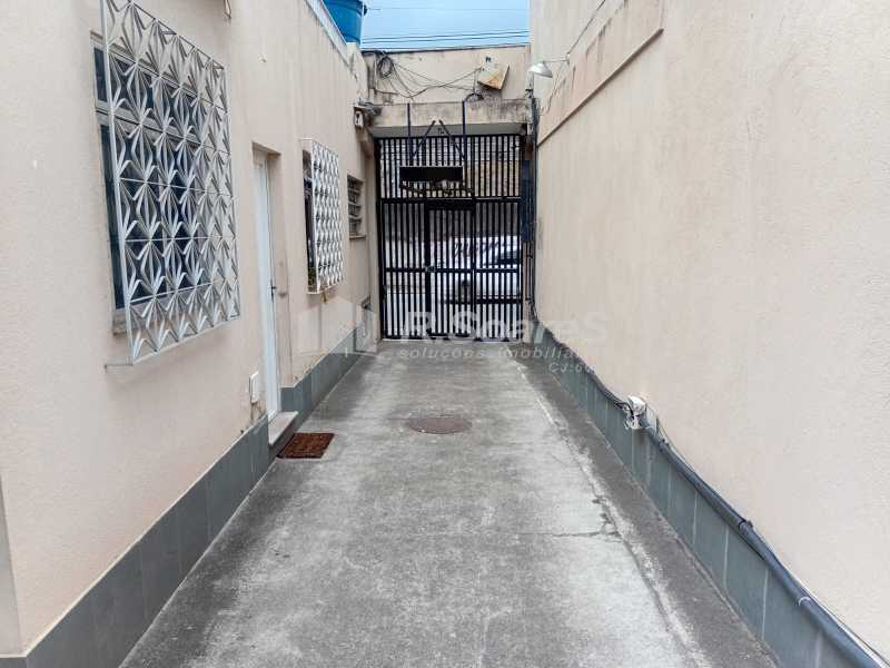 WhatsApp Image 2025-10-15 at 1 - 21