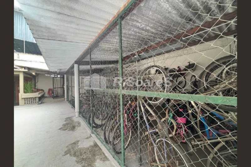 WhatsApp Image 2025-10-17 at 1 - 29