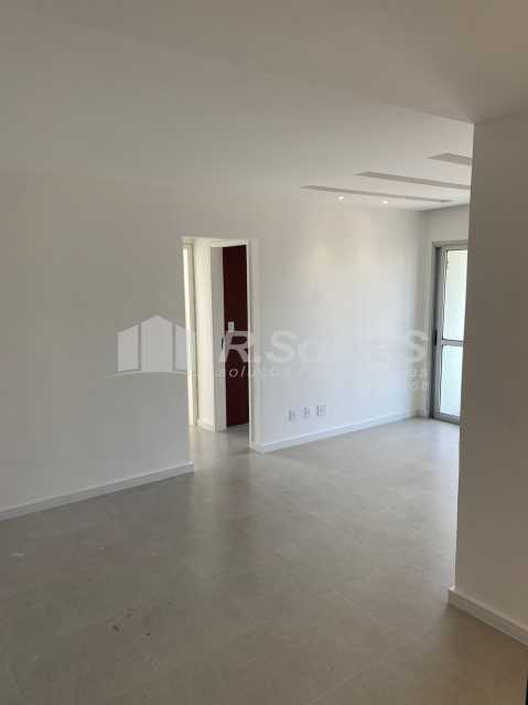 Conheça b02697ee-26c5-4afc-a41c-e82f04 do imóvel - Apartamento 02 quartos com dependência, rua Apiacas, Taquara. - VVAP21667 - 17 b02697ee-26c5-4afc-a41c-e82f04 - 17