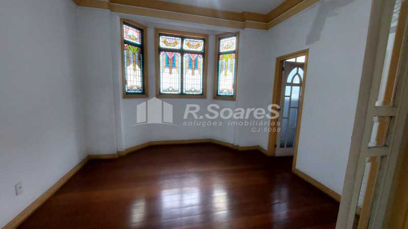 7b37061f-8d03-485d-a56f-e4e2db - 1