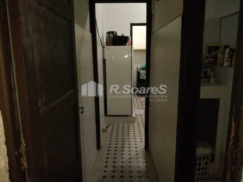 1c439272-1e93-4184-a6f8-ad0290 - 4