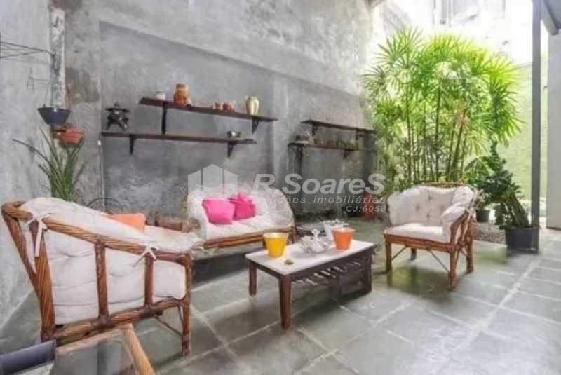 4961bbb2-07b6-4049-bc92-7c36b7 - 21