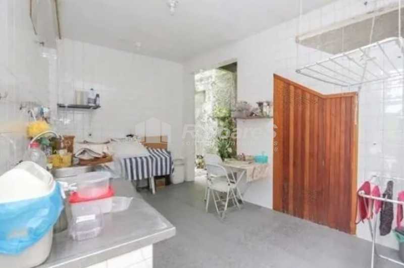 8249a092-0933-4cc3-bdfb-9e738d - 18