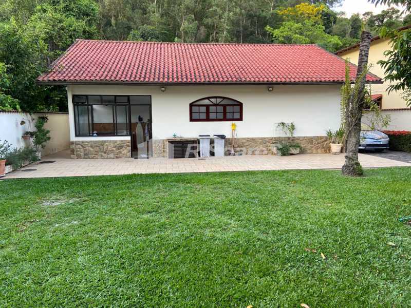 WhatsApp Image 2025-11-11 at 1 - 2