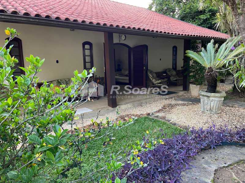 WhatsApp Image 2025-11-11 at 1 - 3